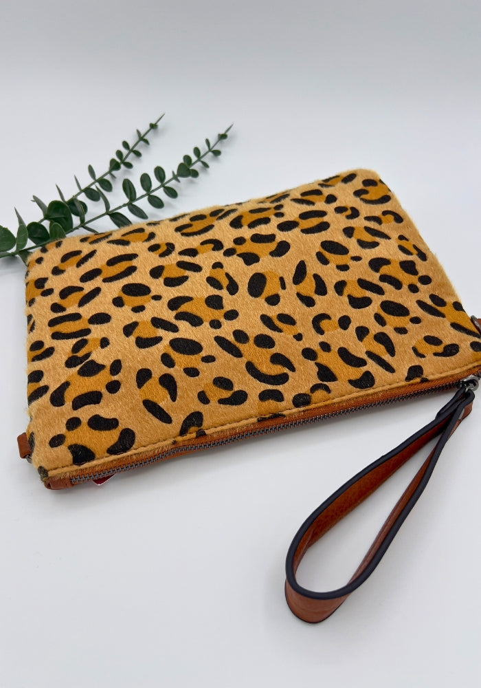Bolso Leopardo de Mano