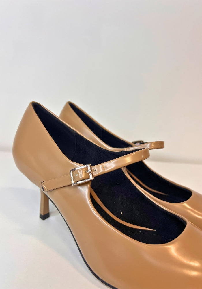 Zapato Salón con Pulsera